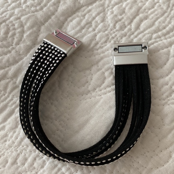 Mimí Muá Bracelet - Picture 8 of 10